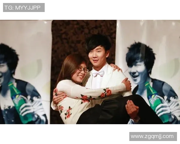 足球明星与女粉丝的甜蜜互动揭秘背后的故事与情感交流 足球明星与女粉丝的甜蜜互动揭秘背后的故事与情感交流